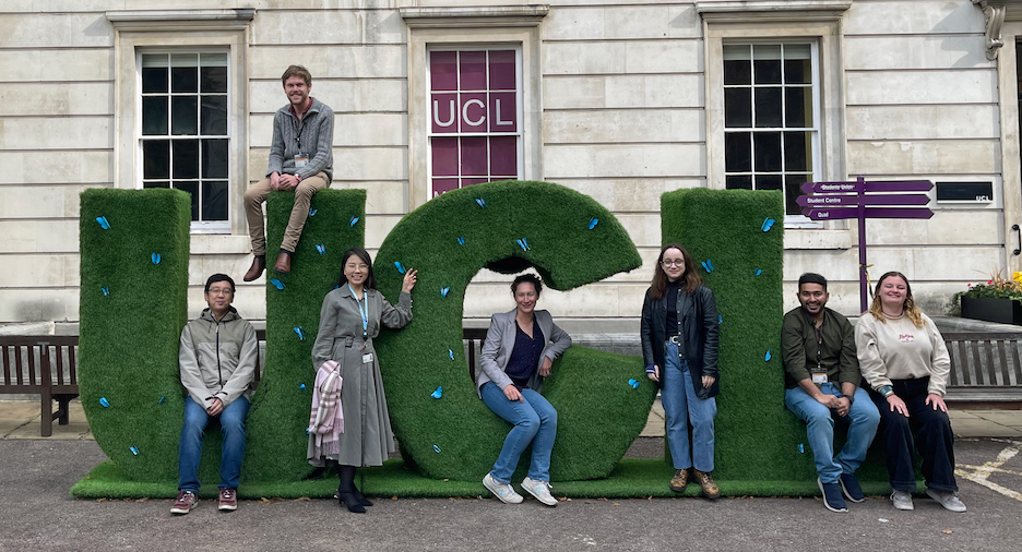 Group photo on UCL campus